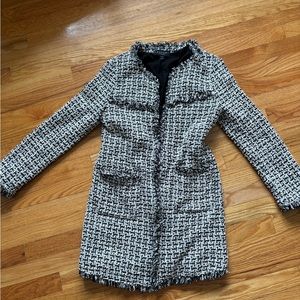 Woman’s blazer size Small. Laundry by Shelli Segal. Very soft and comfortable